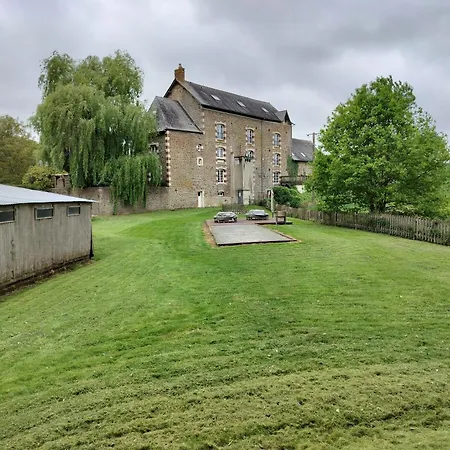 Fantastic 5 Ensuite Bedrooms Pool No Pets Feriehus *