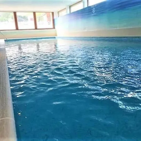 Fantastic 5 Ensuite Bedrooms Pool No Pets Feriehus Désertines