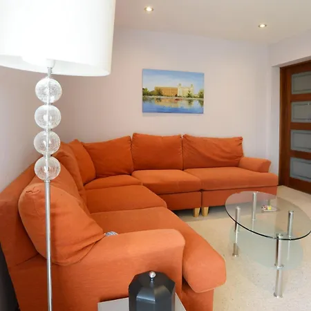 Fantastic 5 Ensuite Bedrooms Pool No Pets Feriehus *